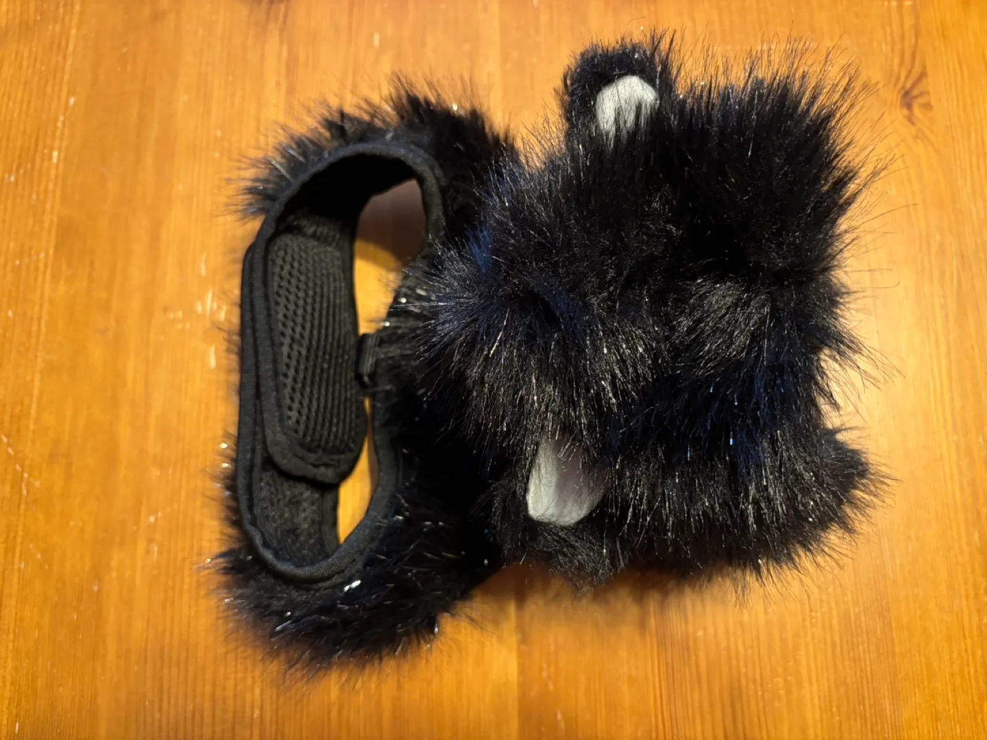 Black Pet Harness with Hood image indicator(2)