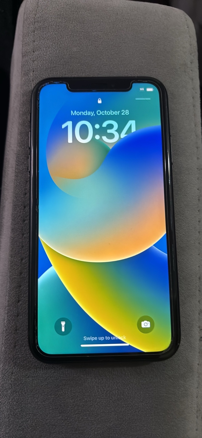 iPhone XR - Black - Used - photo 2