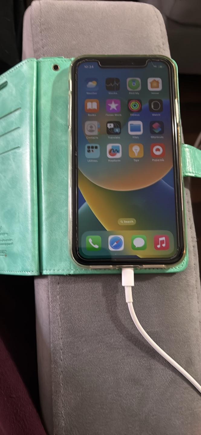 iPhone XR - Black - Used - photo 4