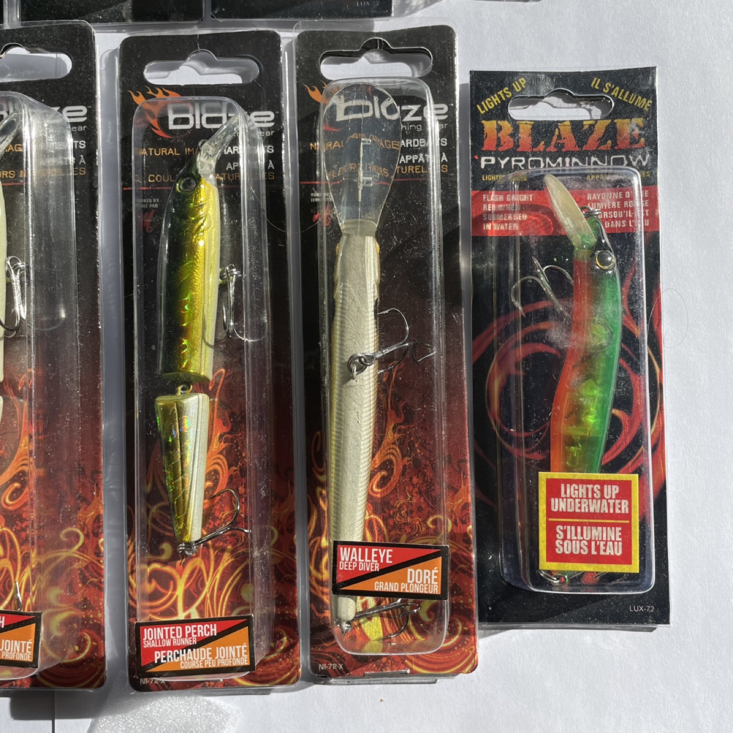 Lot of 11 Blaze Pyro and other Fishing Lures $10 - photo 5