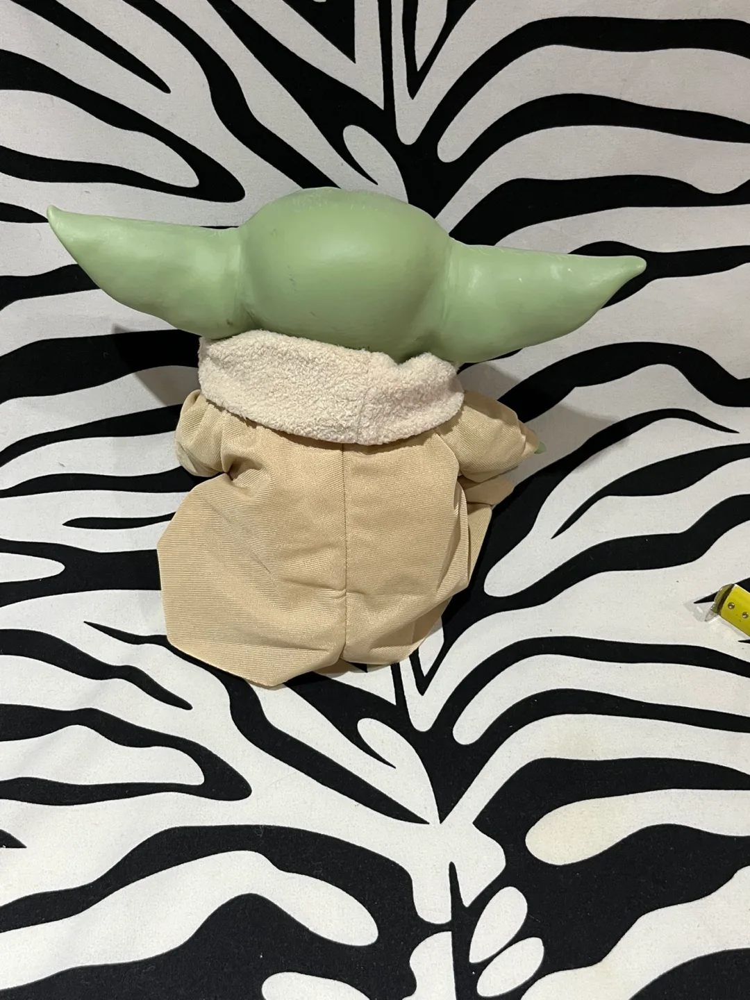 Star Wars The Mandalorian The Child Talking Toy image indicator(2)