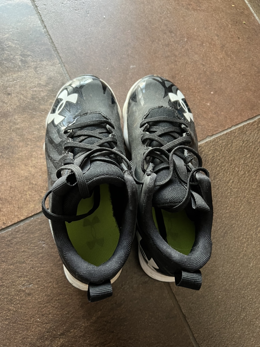 Under Armour Kids' Baseball Cleats - Size 2.5Y - photo 3