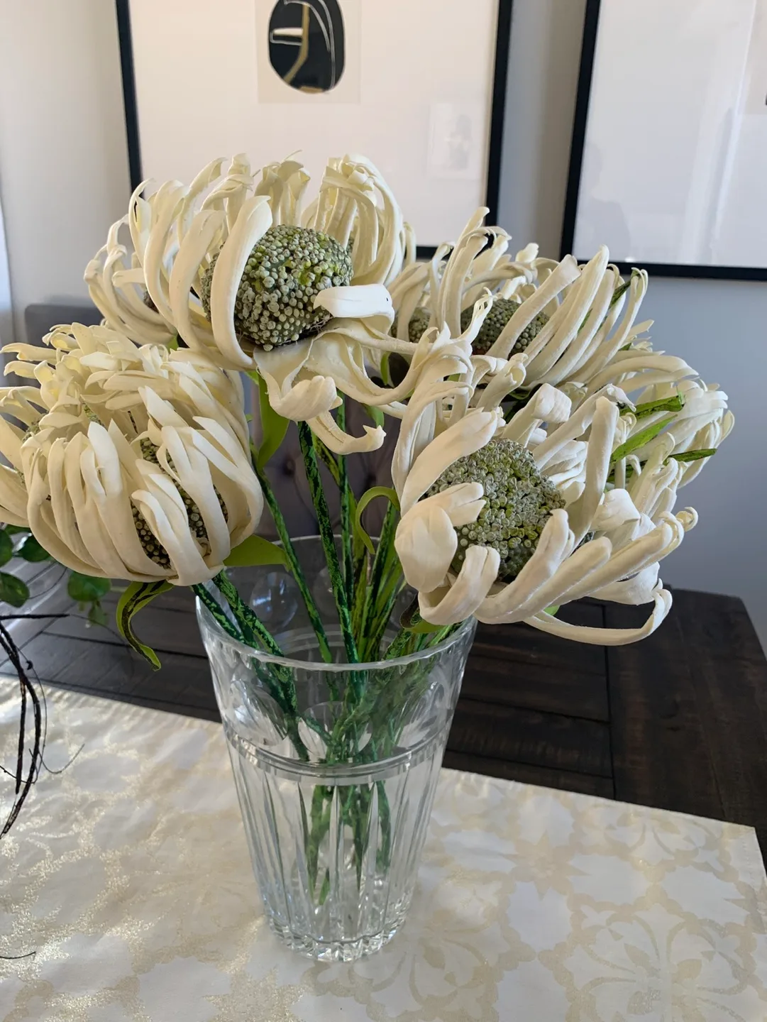Artificial Cream Flowers thumbnail