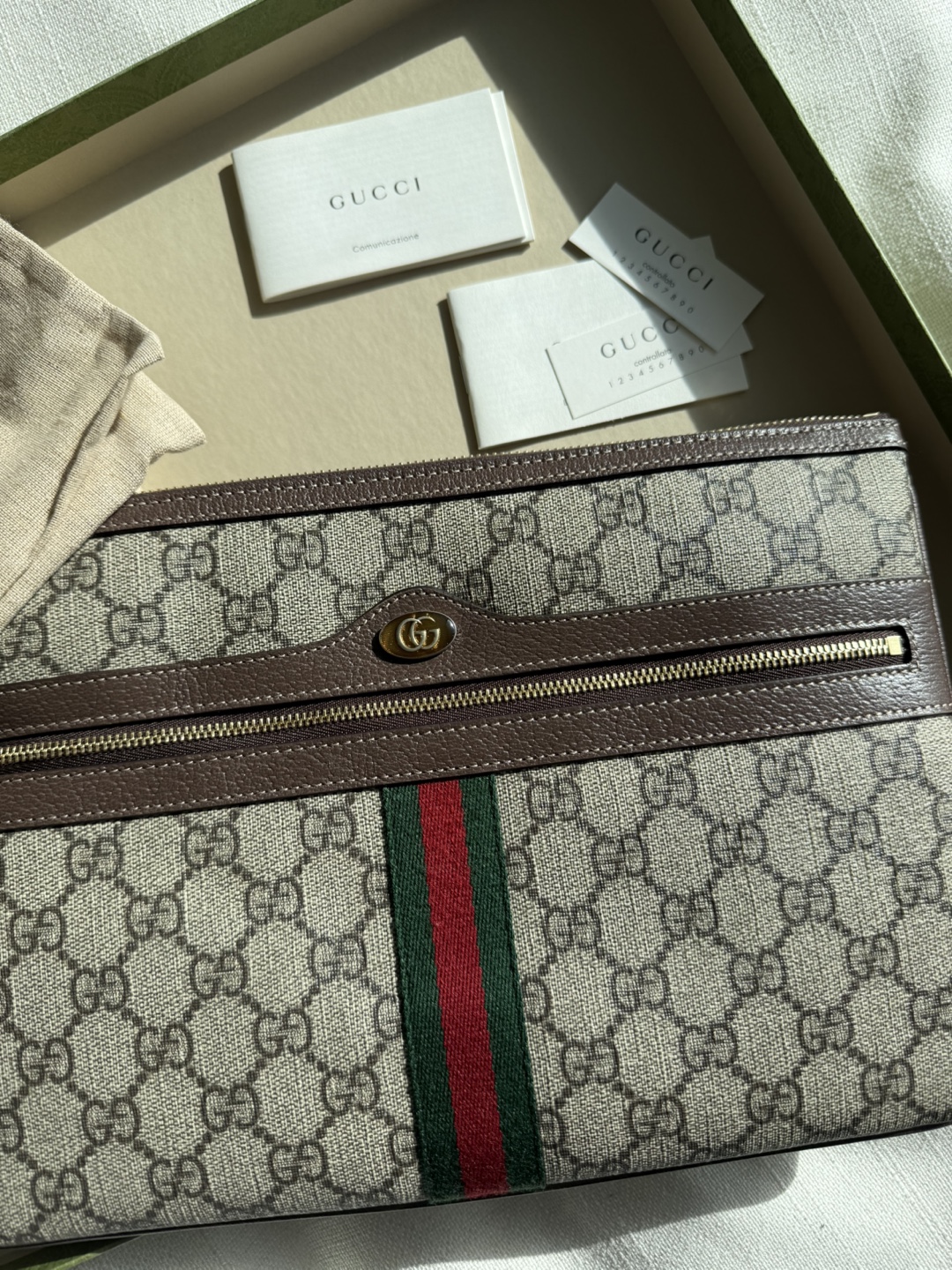 Gucci GG Supreme Canvas Pouch - photo 4