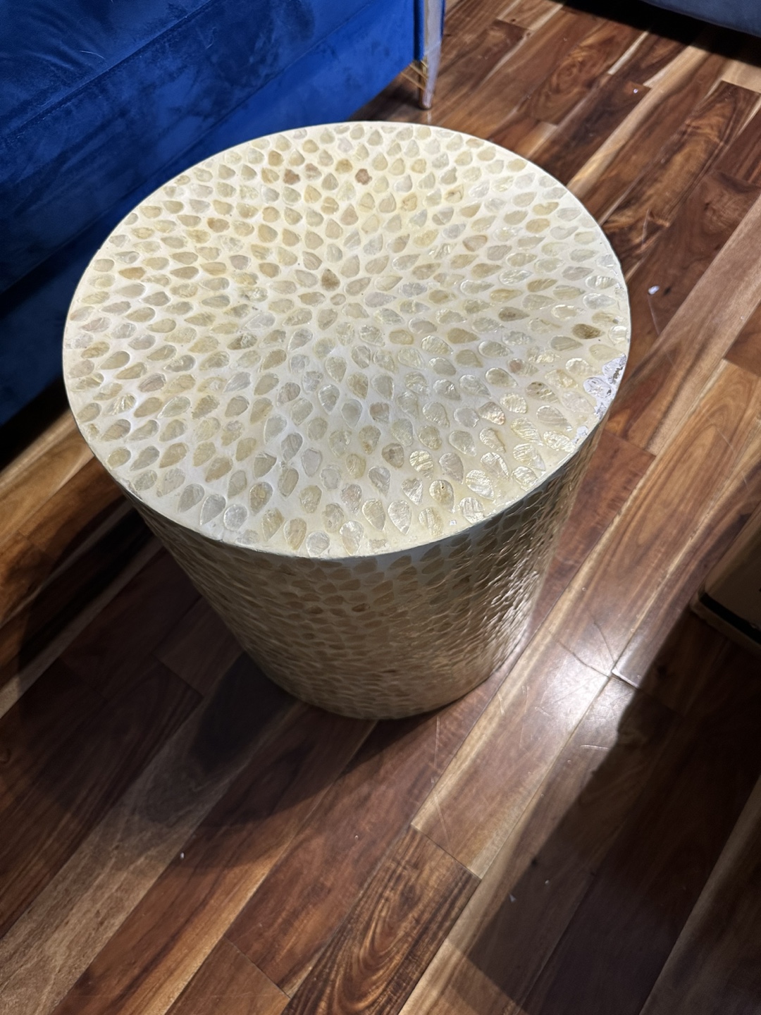 Unique Mother of Pearl Side Table - photo 2