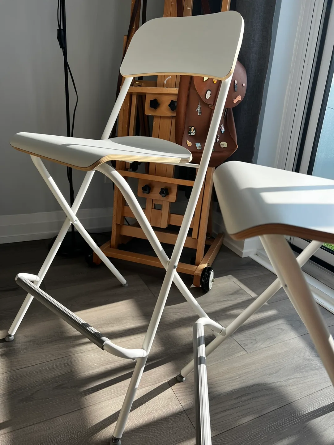 Foldable bar stool x2 image indicator(3)
