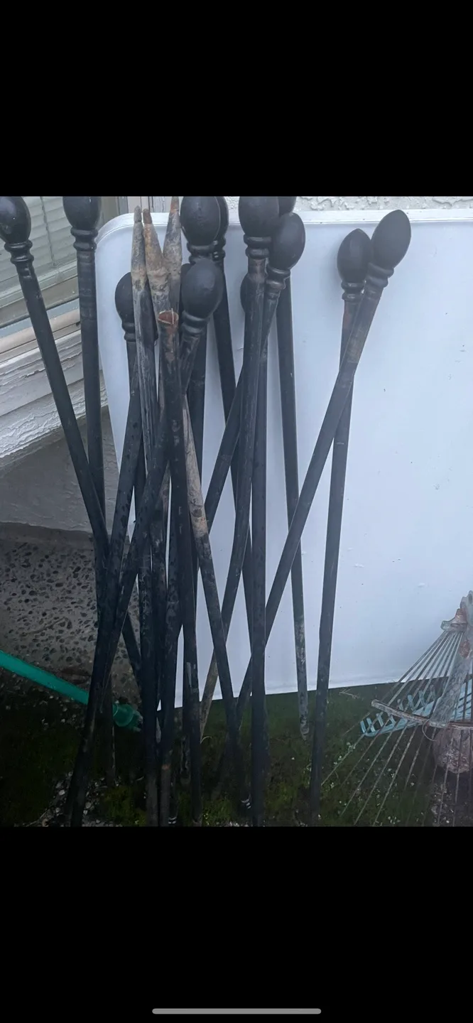 Black Metal Fence Panels and Posts image indicator(3)
