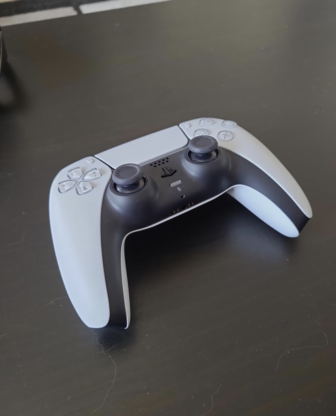 PS5  pro Console & Controller - White - photo 2