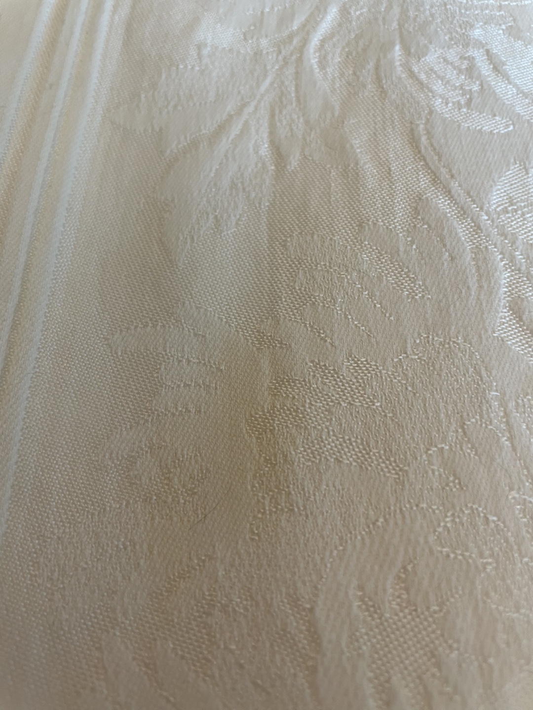 Vintage White Damask Tablecloth - photo 4