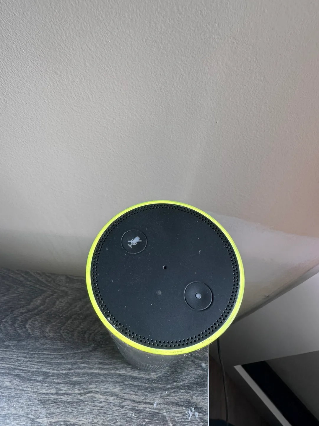 Amazon Echo Smart Speaker image indicator(2)