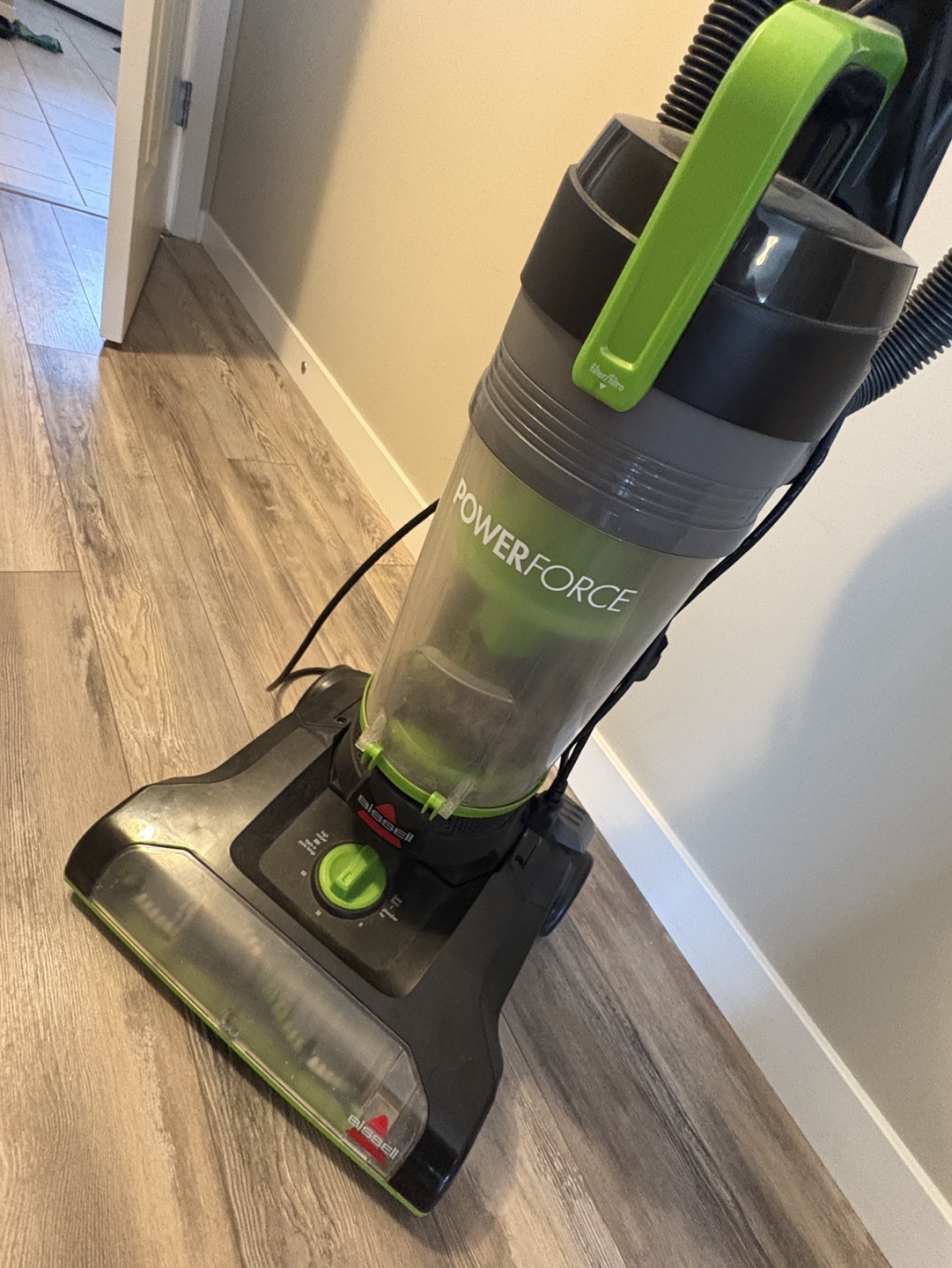 Bissell PowerForce Bagless Upright Vacuum Cleaner