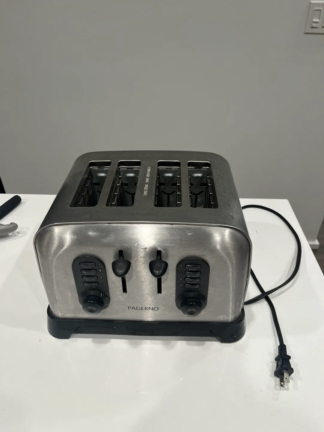 4-Slice Stainless Steel Toaster thumbnail