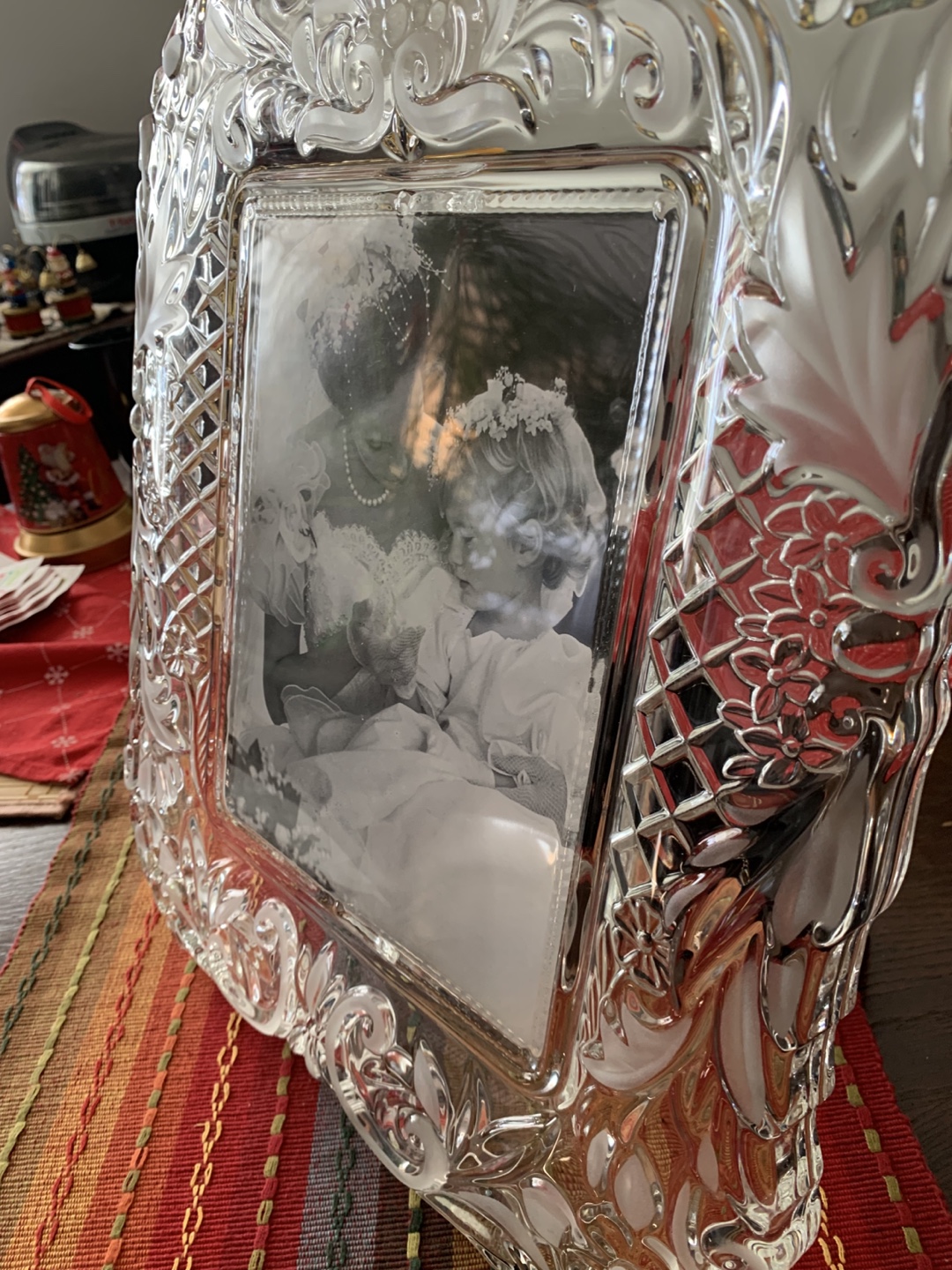 Mikasa Timeless Love Crystal Picture Frame - photo 2