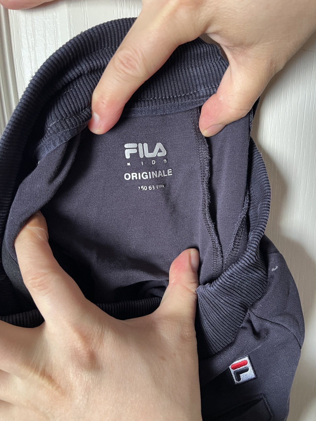 Fila Kids Joggers Size 9 - photo 2