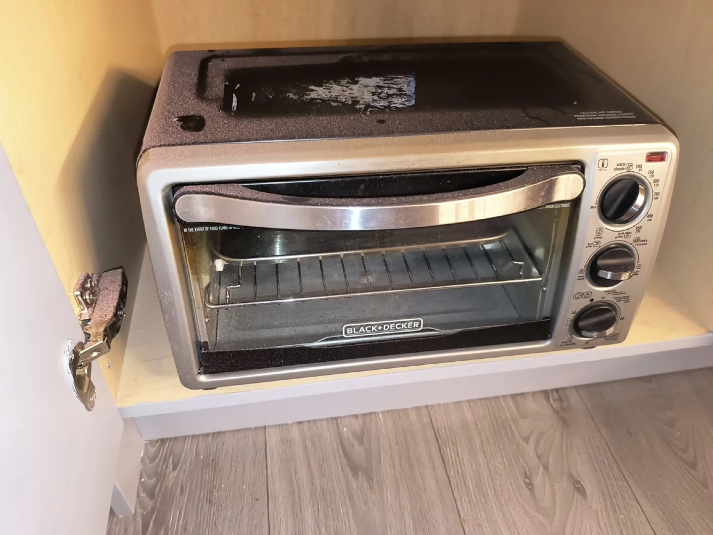 Black+Decker toaster oven thumbnail