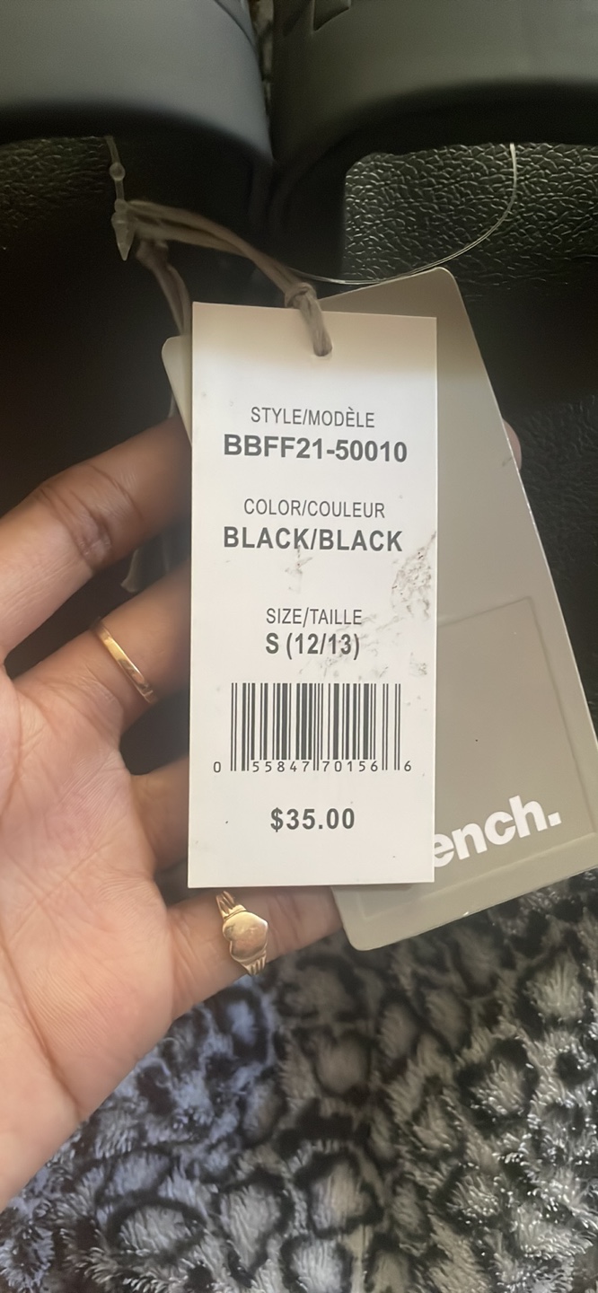 NWT • Kids Bench Black Slides Size S (12/13) - photo 2