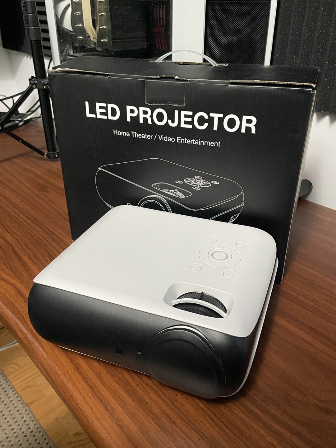 HAPPRUN 1080P Bluetooth Projector, with Box (Bought for CAD 180)