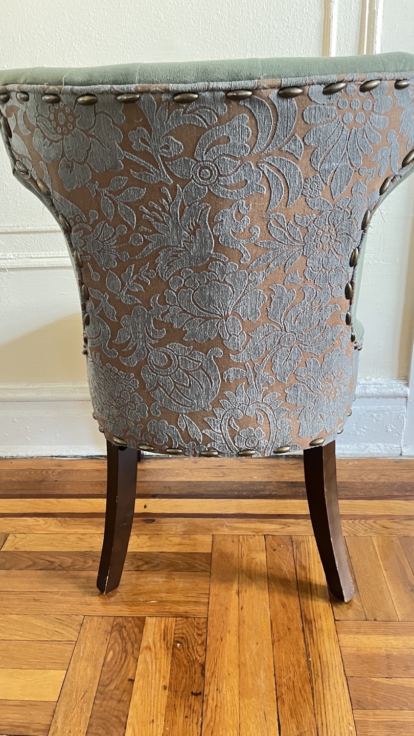 Elegant Accent Chair - Tufted, Sage Green Velvet - photo 2