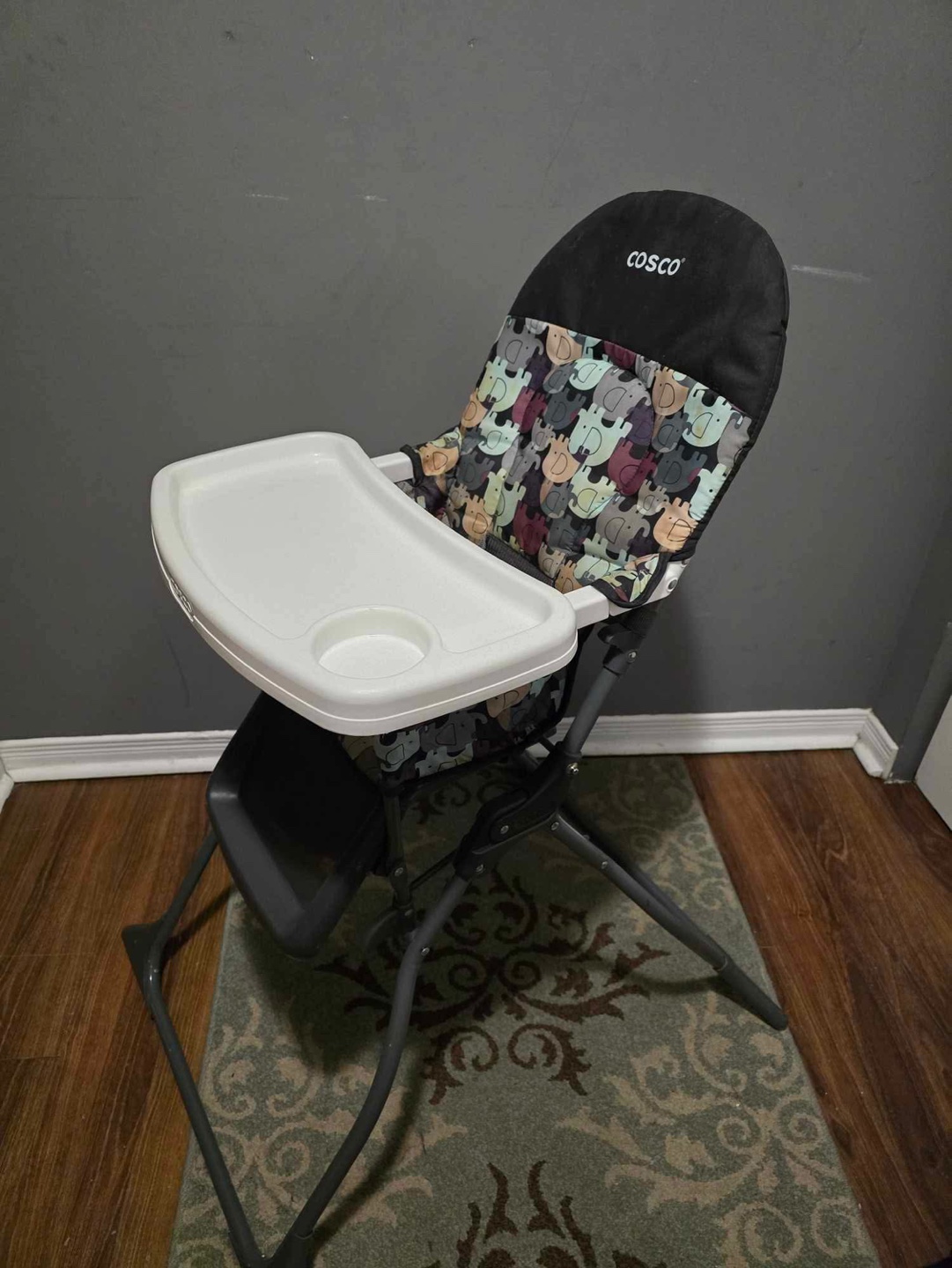 Cosco High Chair - Elephant Print - photo 2