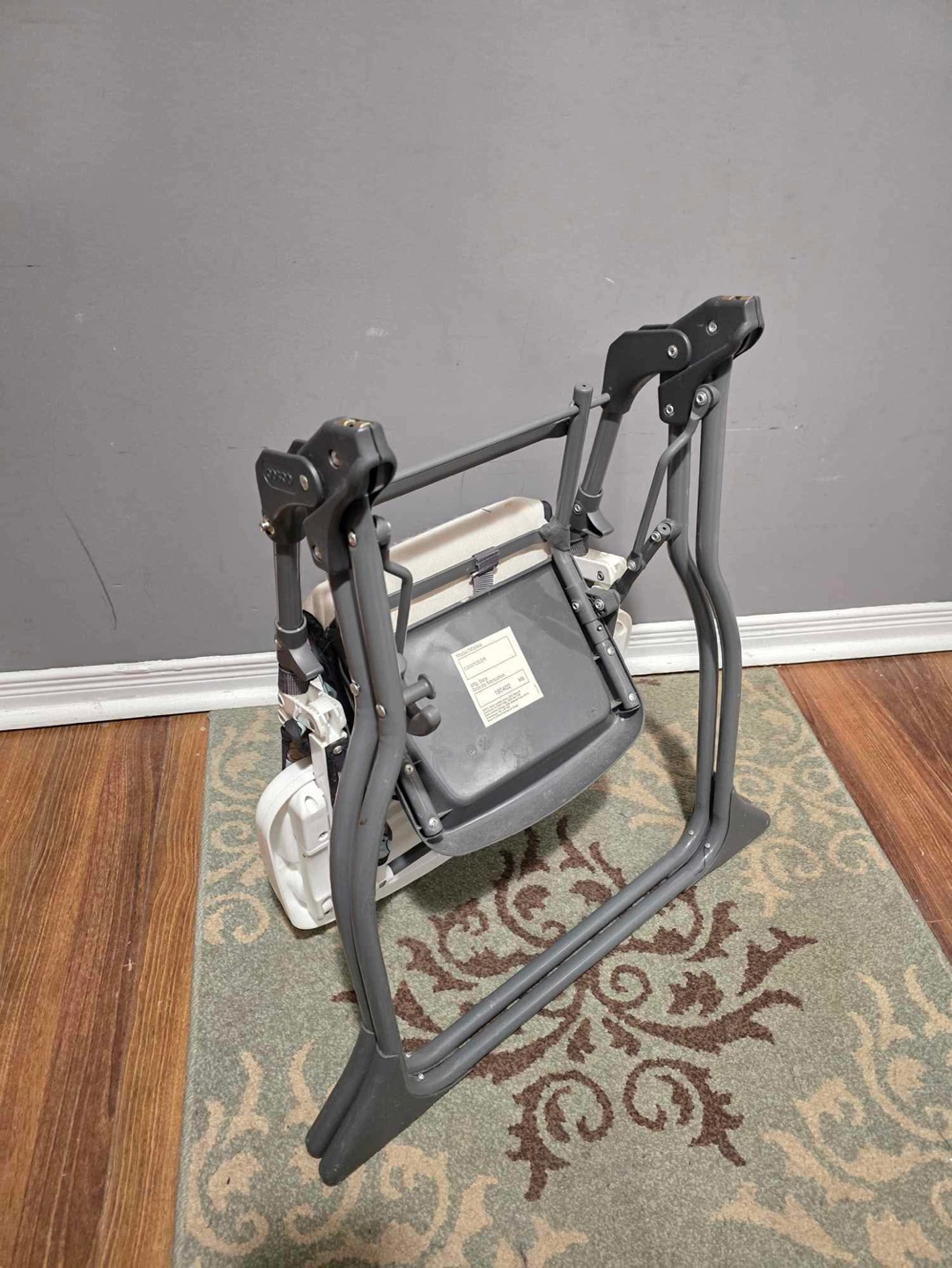 Cosco High Chair - Elephant Print - photo 4