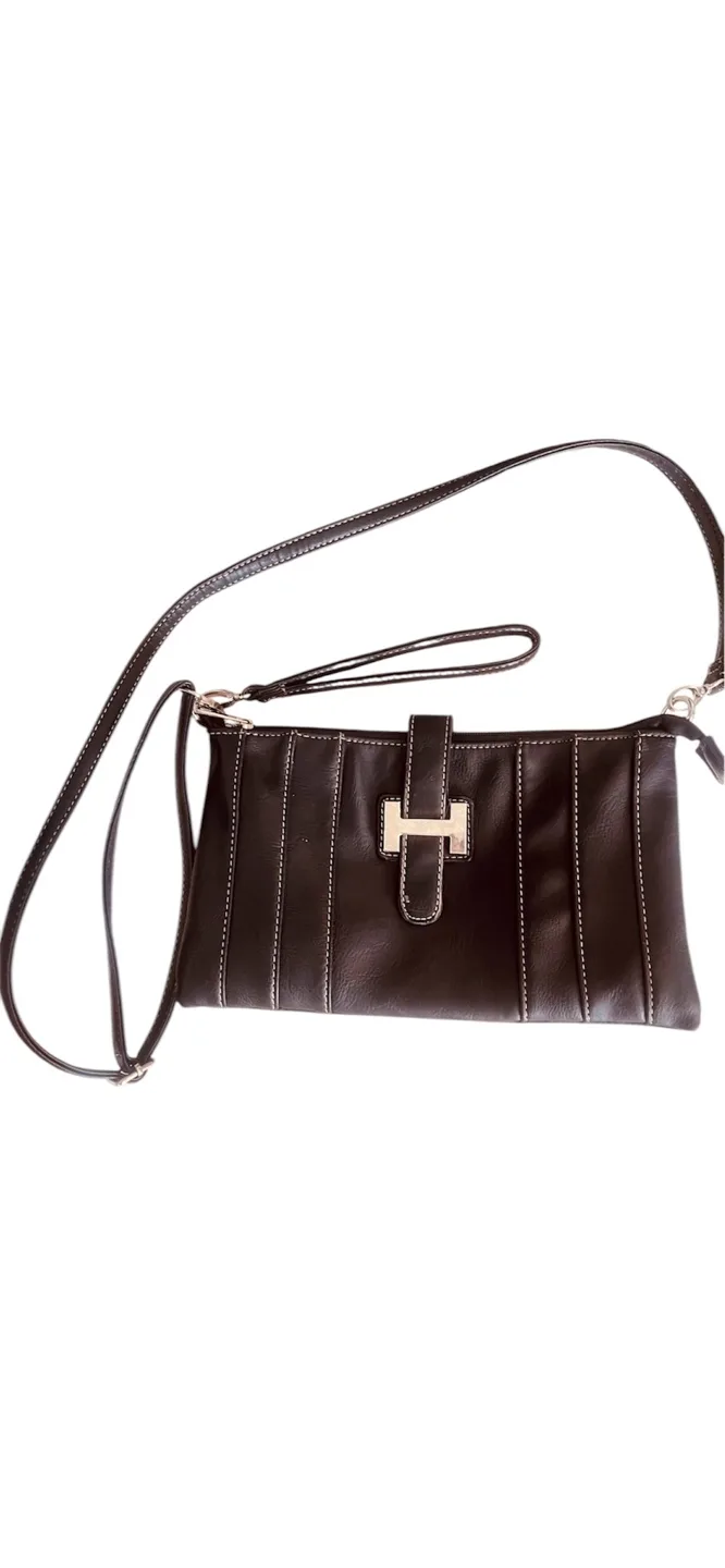 Black Leather Crossbody Bag image indicator(7)