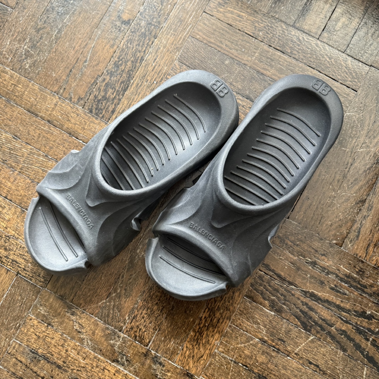 Balenciaga Slides