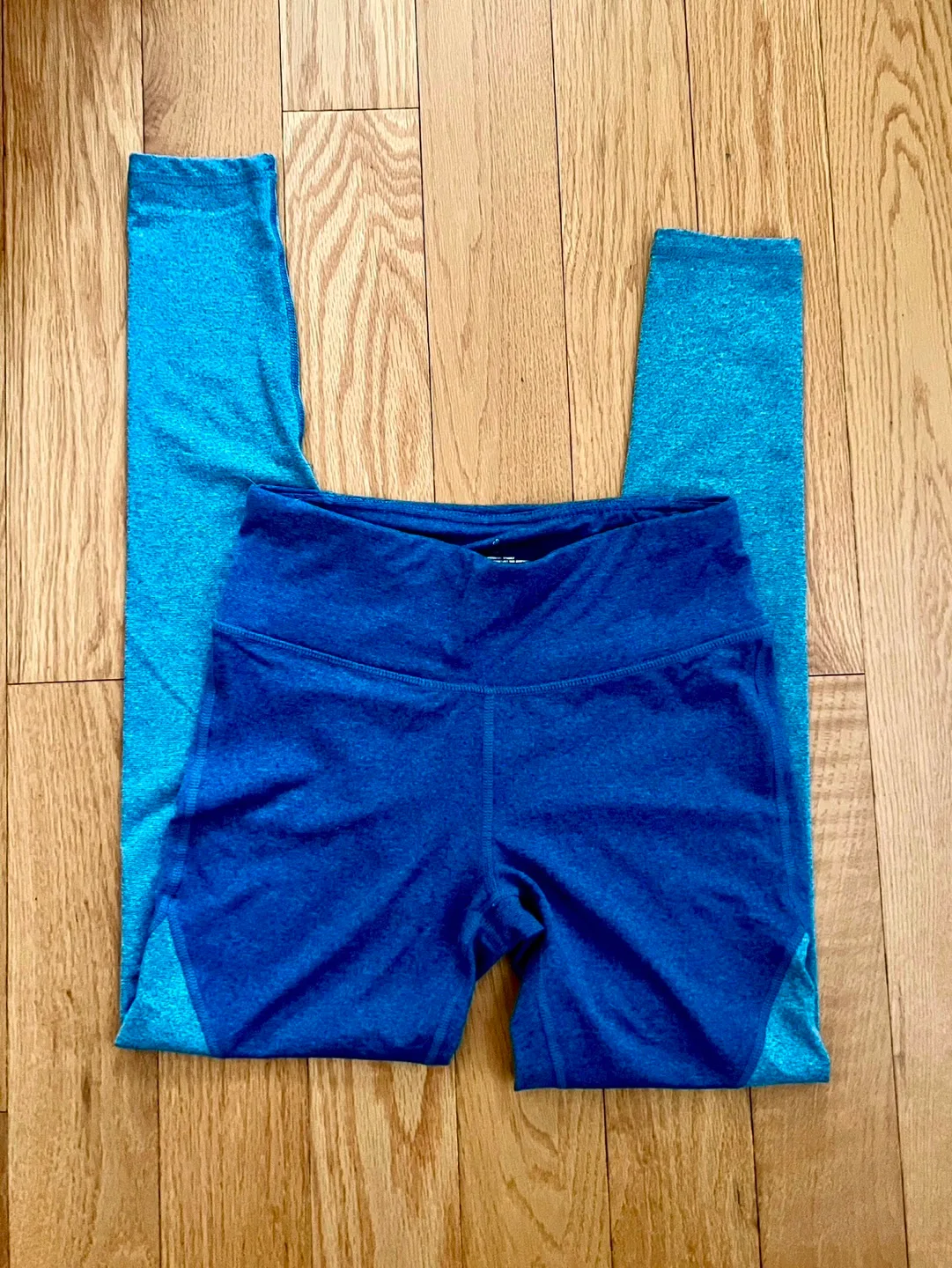 Shambhala Two-Tone Leggings Size Small image indicator(4)