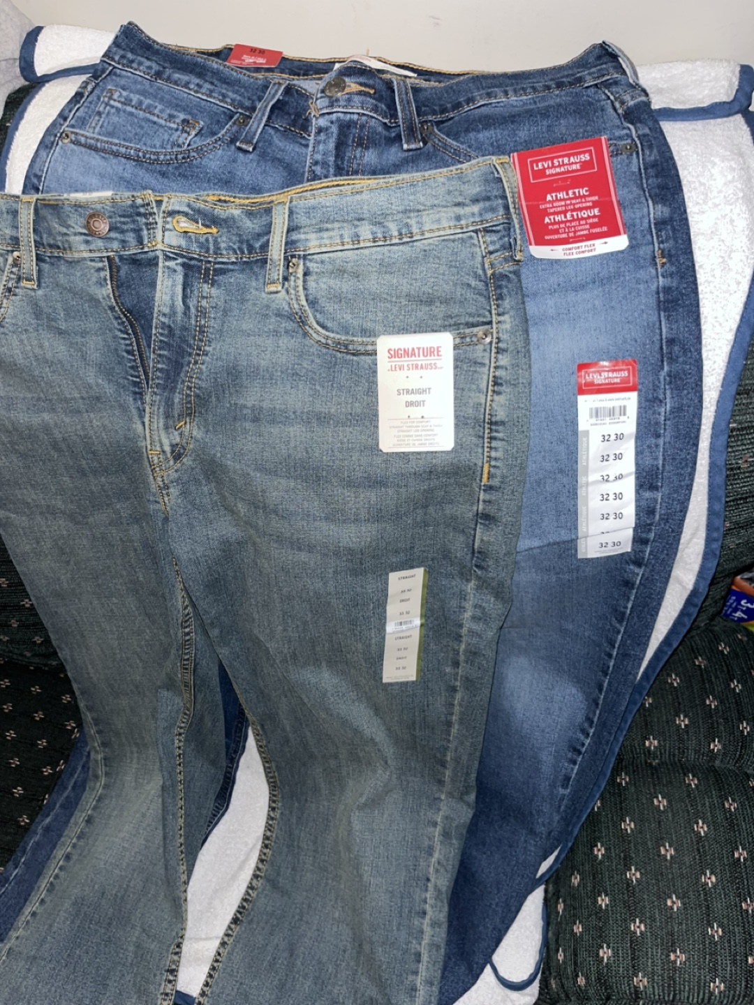 Levi's Strauss & Co. Signature Men's Jeans - 2 Pairs - photo 3