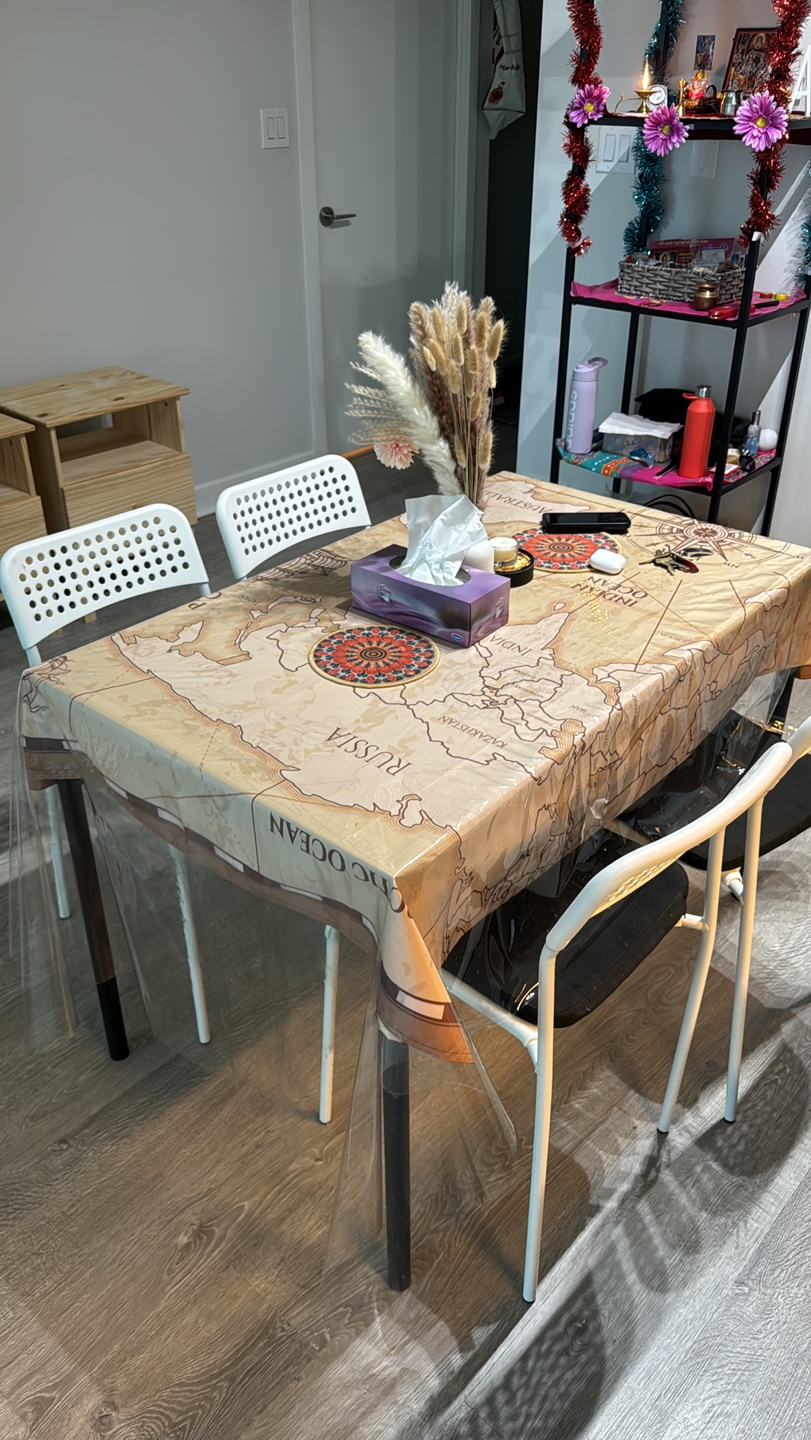 Dining Table -4 Chair and Cushions