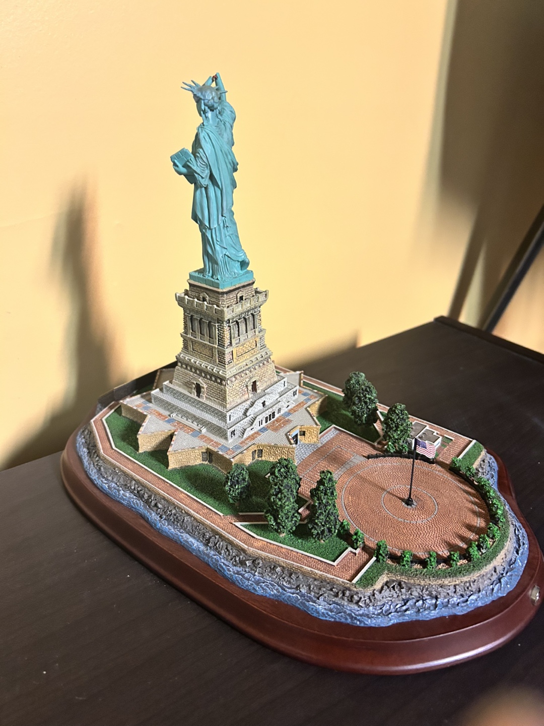 Statue of Liberty Collectible Figurine - photo 5