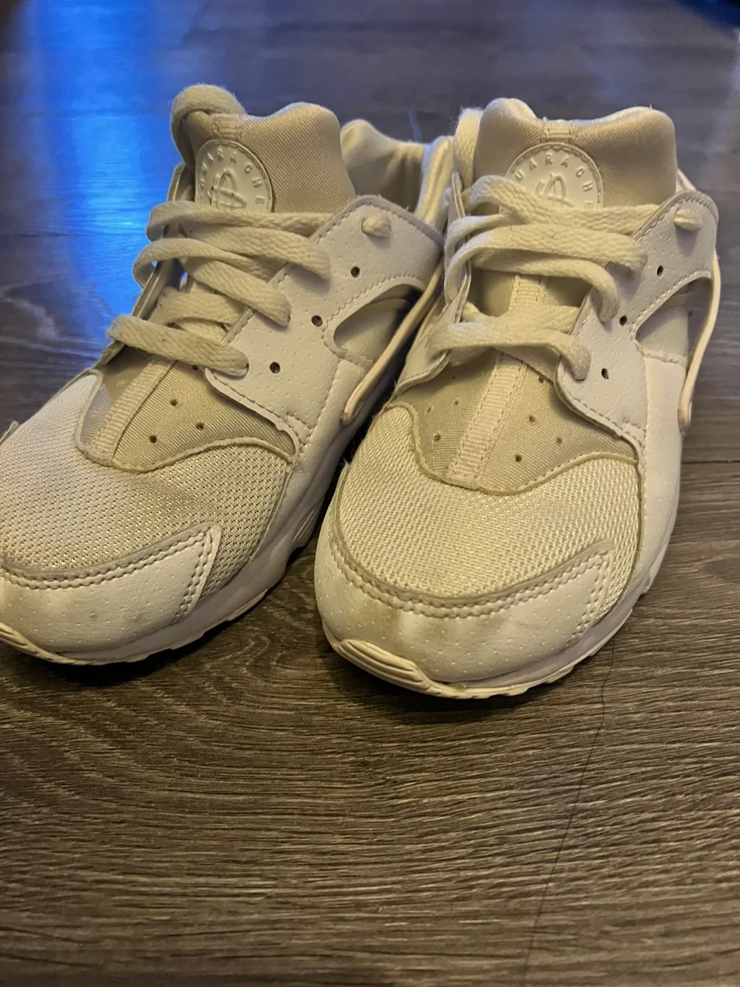 Nike Air Huarache Sneakers - White  1Y size image indicator(5)