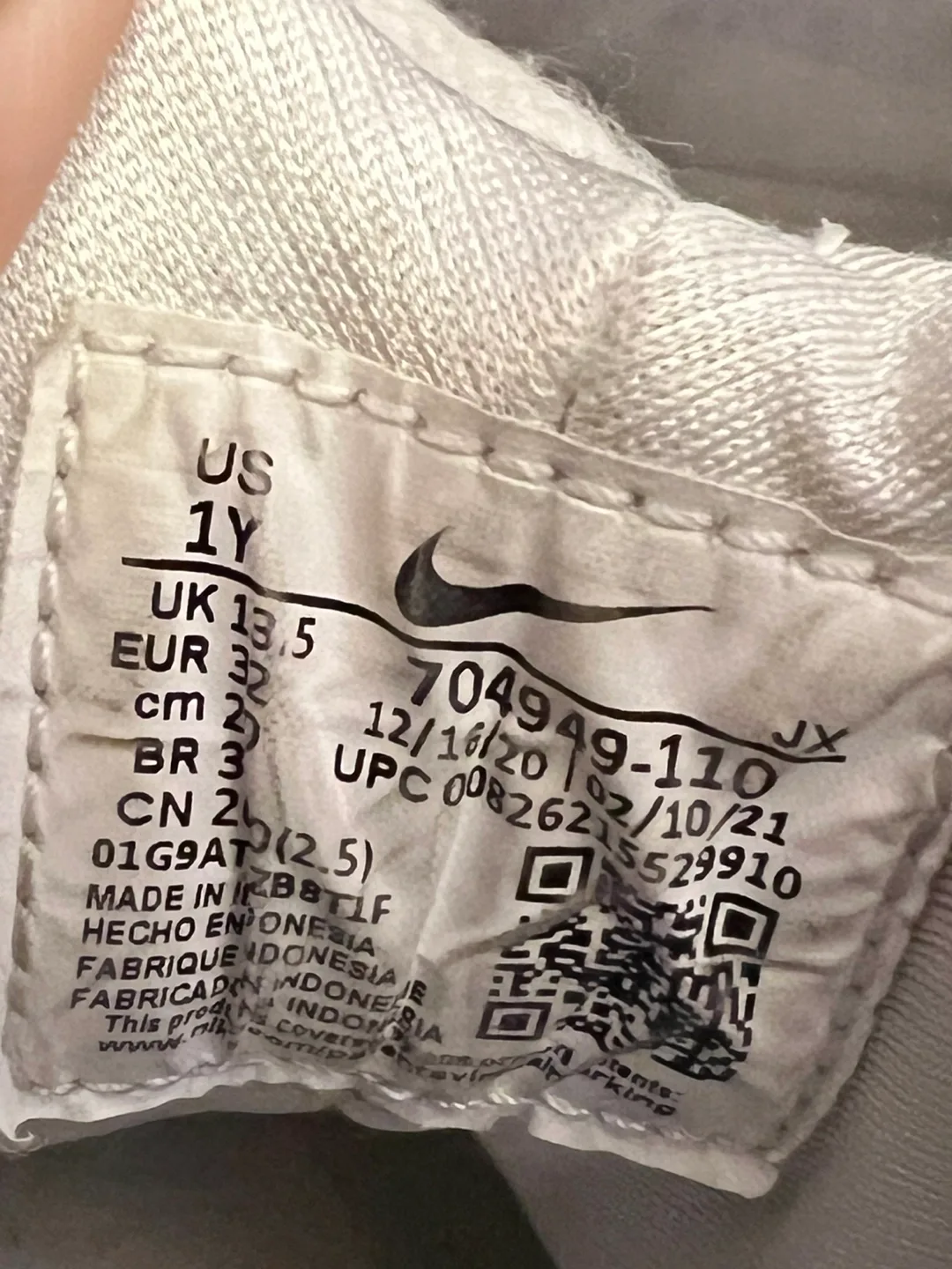 Nike Air Huarache Sneakers - White  1Y size image indicator(6)