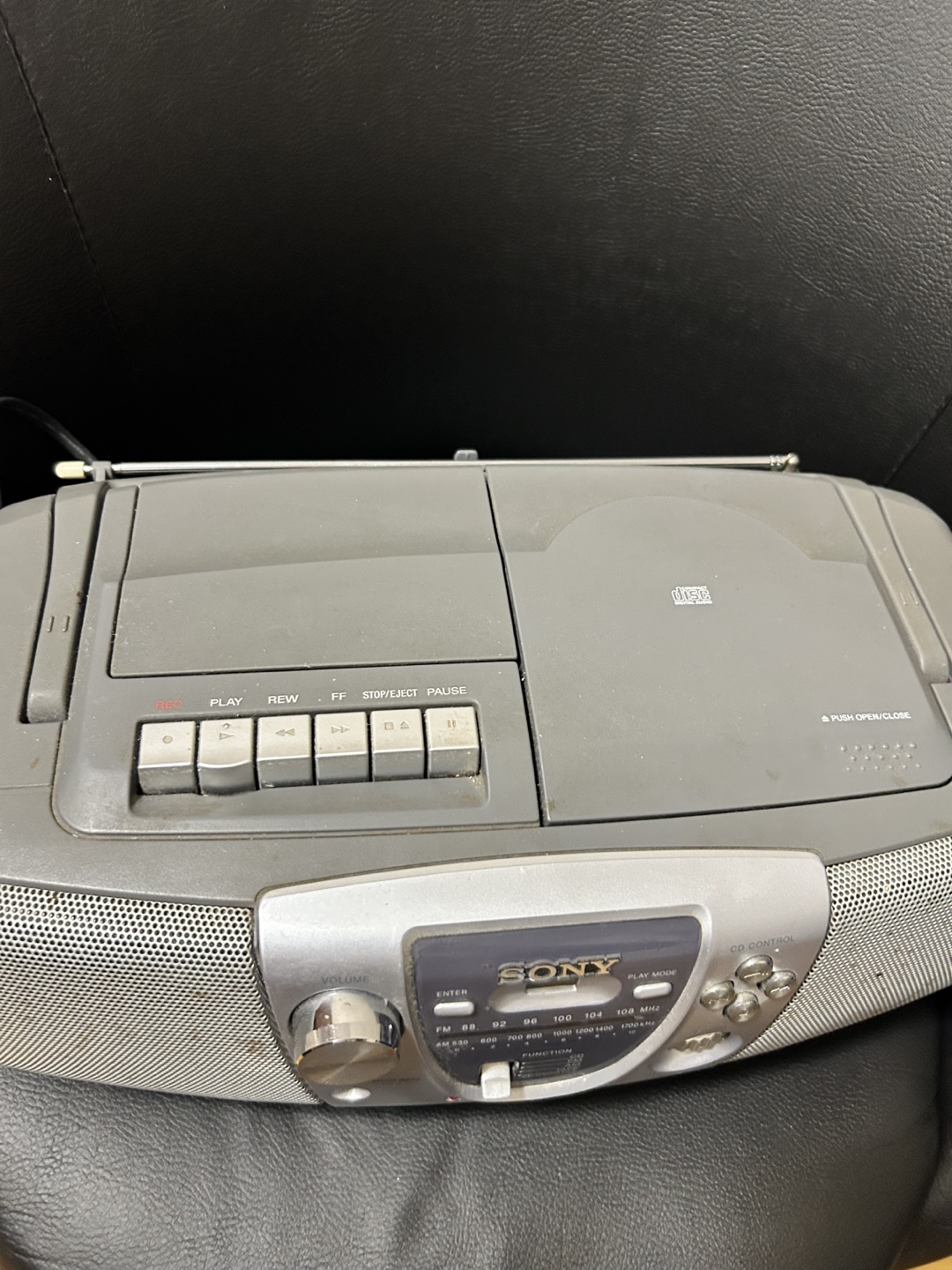 Sony Portable CD Player with Radio