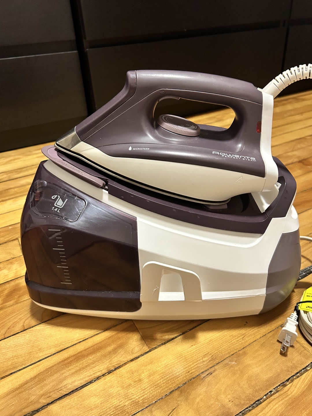 Rowenta Powerline Steam Generator Iron - photo 2