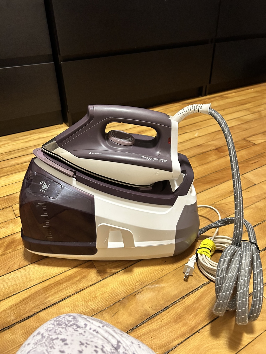 Rowenta Powerline Steam Generator Iron