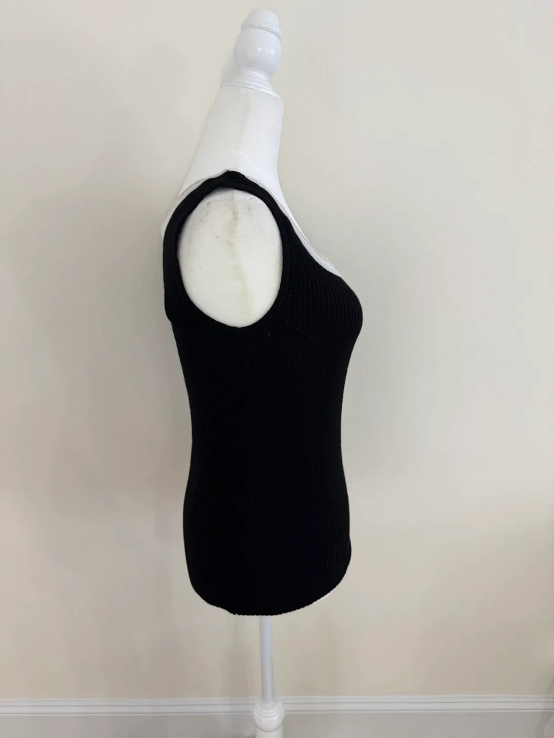 Anne Klein Black Ribbed Tank | Size M image indicator(4)