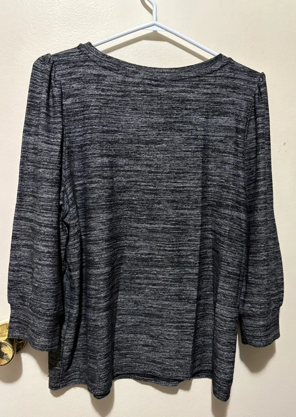 Reitmans Grey Heathered 3/4 Sleeve Blouse - Size Large image indicator(2)