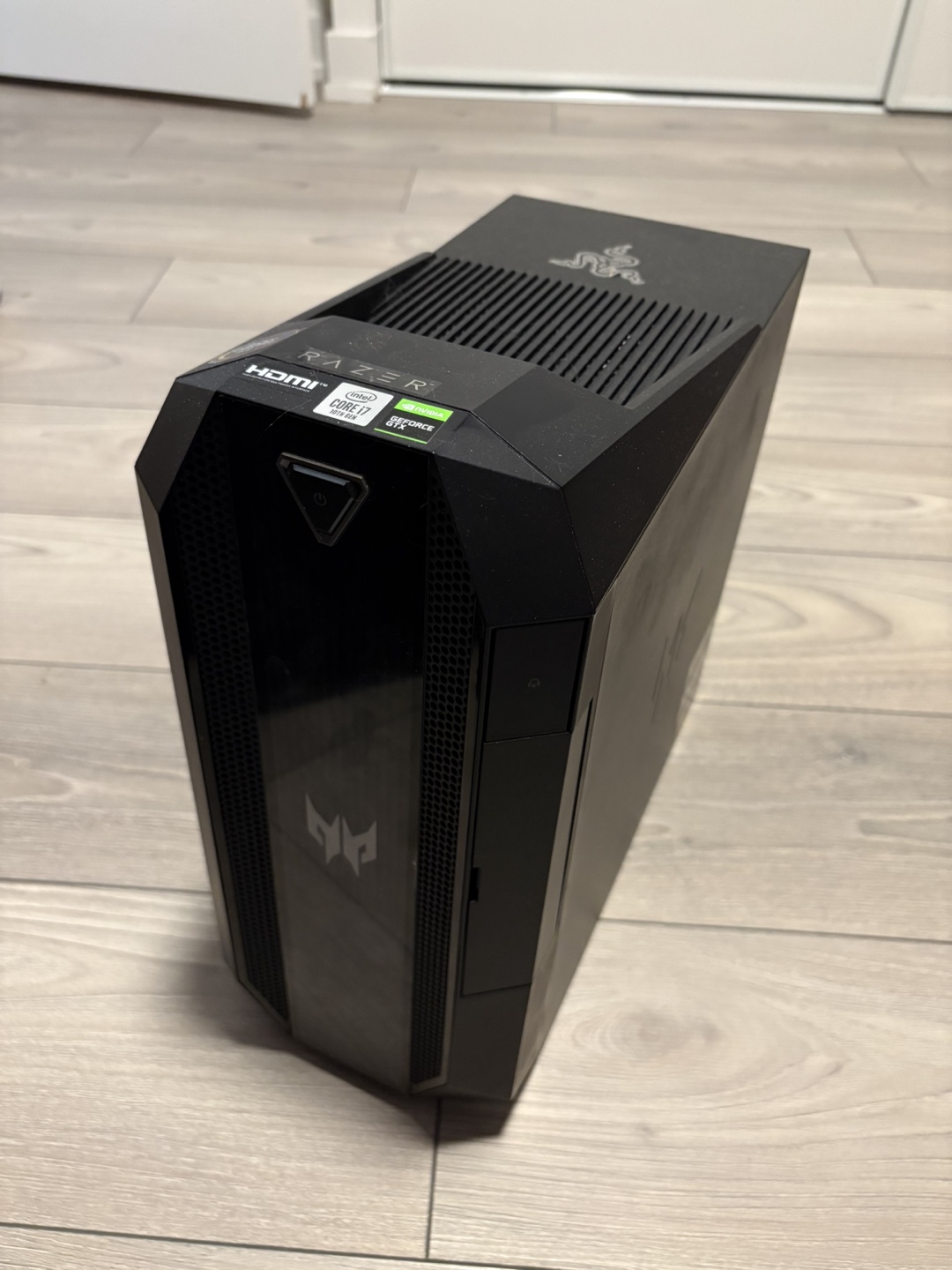 Acer gaming desktop no SSD,HDD,GPU