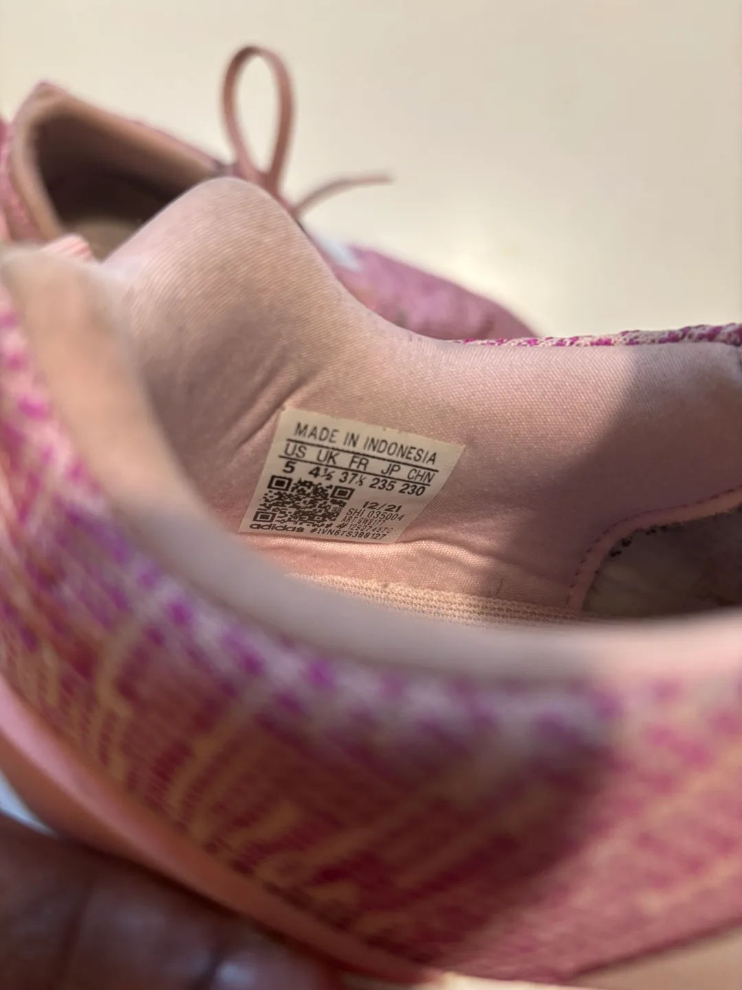 Girls' Adidas Running Shoes - Size 5 image indicator(3)