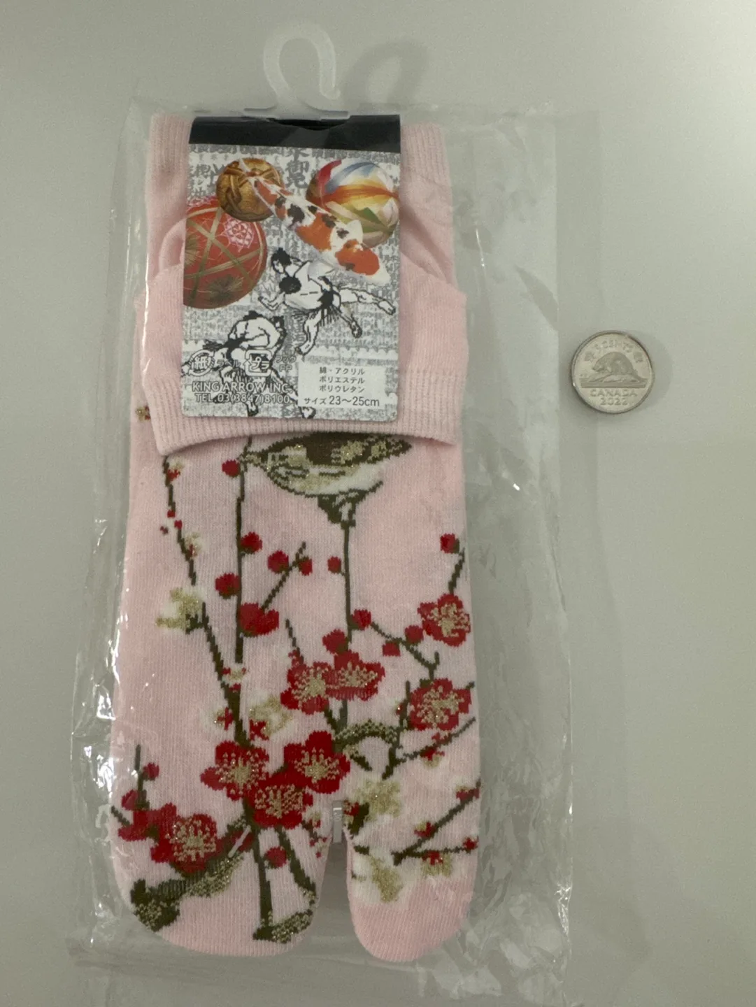 Japanese Pink Tabi Socks with Plum Blossoms image indicator(2)