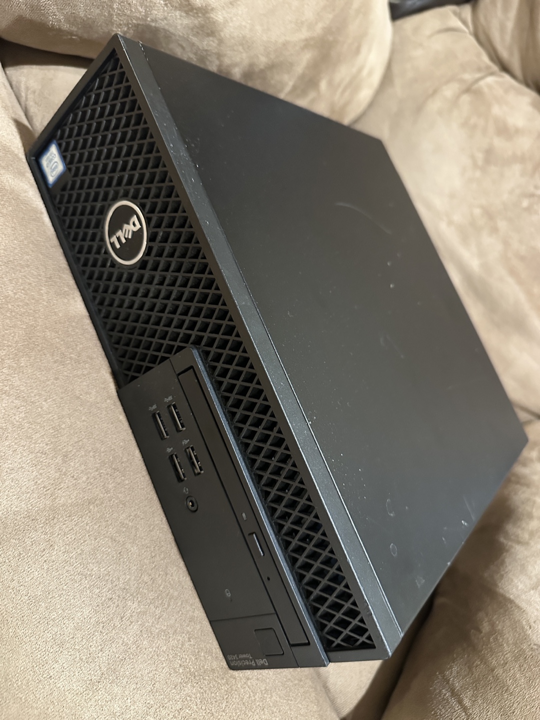 Dell Precision 3420 Quad Core i7 *32 Gb RAM