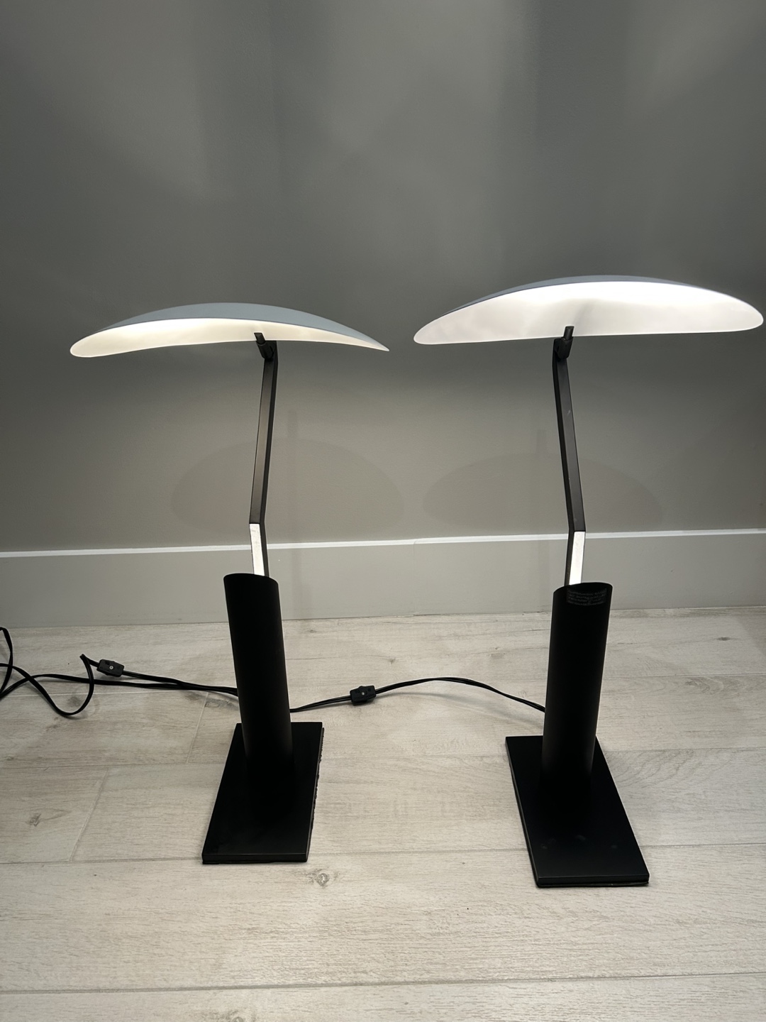 Inspiration Furniture bedside table lamps with diffuser - photo 5