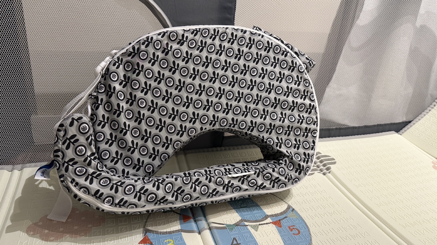 My Brest Friend Original Nursing Pillow