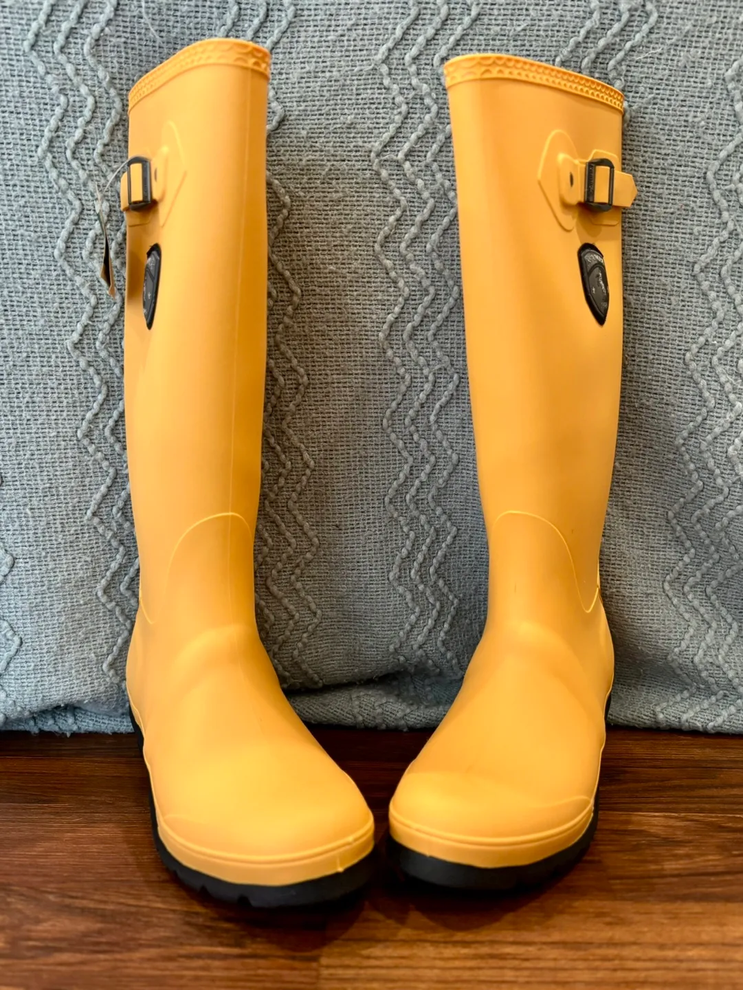 Kamik (Jennifer) Women’s Yellow Rain Boots (NEVER WORN) image indicator(8)