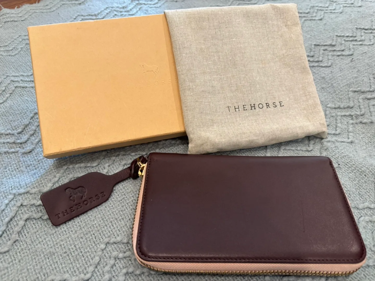 The Horse Women’s Zip-around Leather Wallet (NEVER USED) image indicator(6)