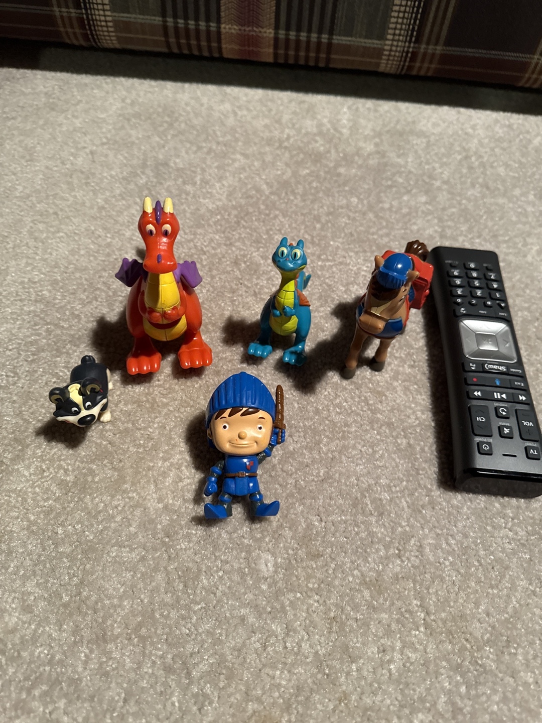 Lot of 5 Mike the Knight Figurines - photo 2