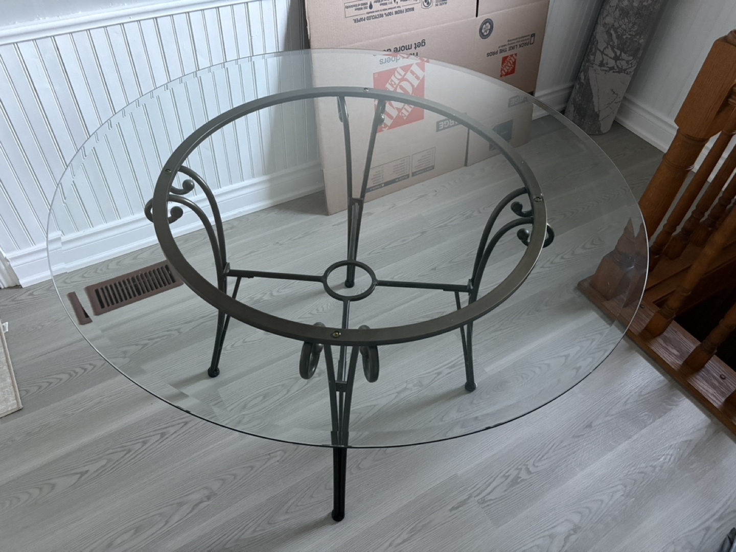 Glass-top dining table with metal base - photo 2