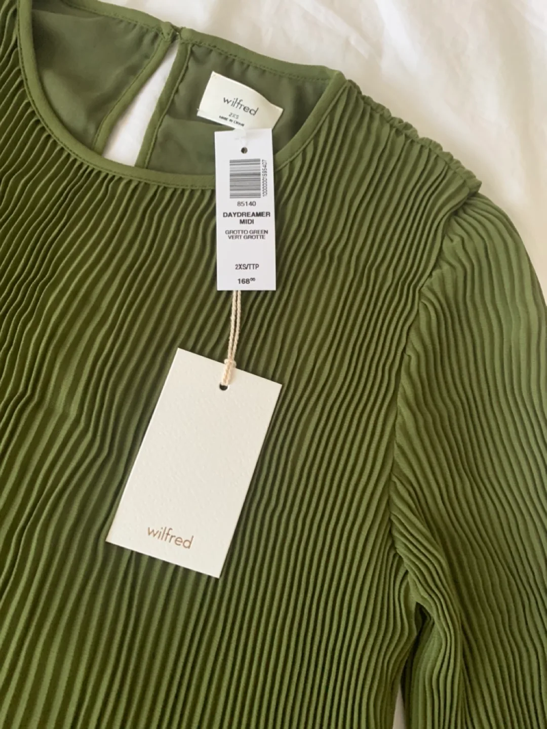 🌷Brand New! Aritzia Wilfred Daydreamer Midi Dress image indicator(2)