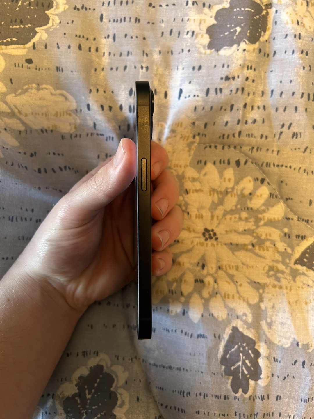 iPhone 13 - Perfect Condition - photo 4