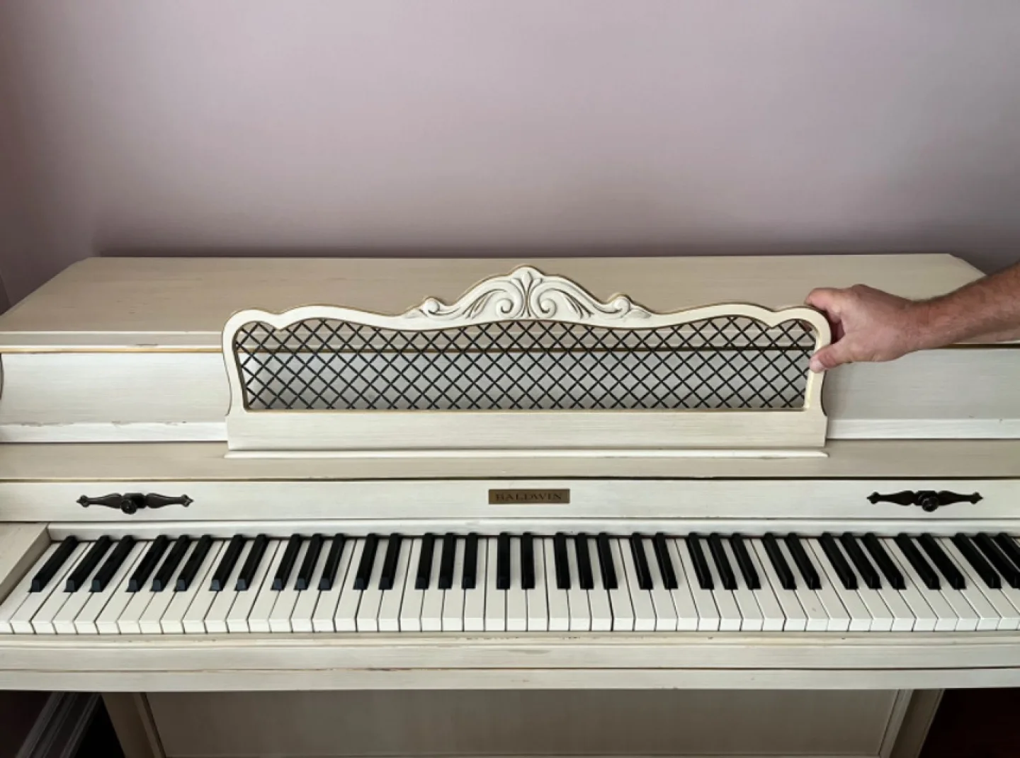 Vintage Baldwin Piano - Off-White image indicator(4)